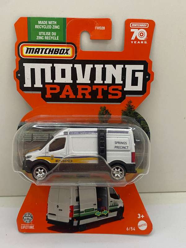 Matchbox Moving Parts Customised - Mercedes Benz Sprinter - EMPD custom