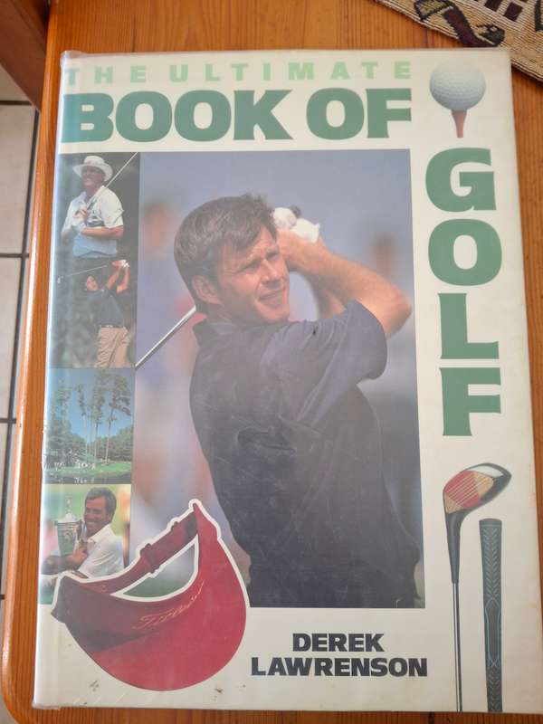 THE ULTIMATE BOOK OF GOLF