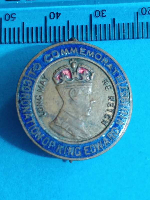 King Edward 1937 Pin / Badge