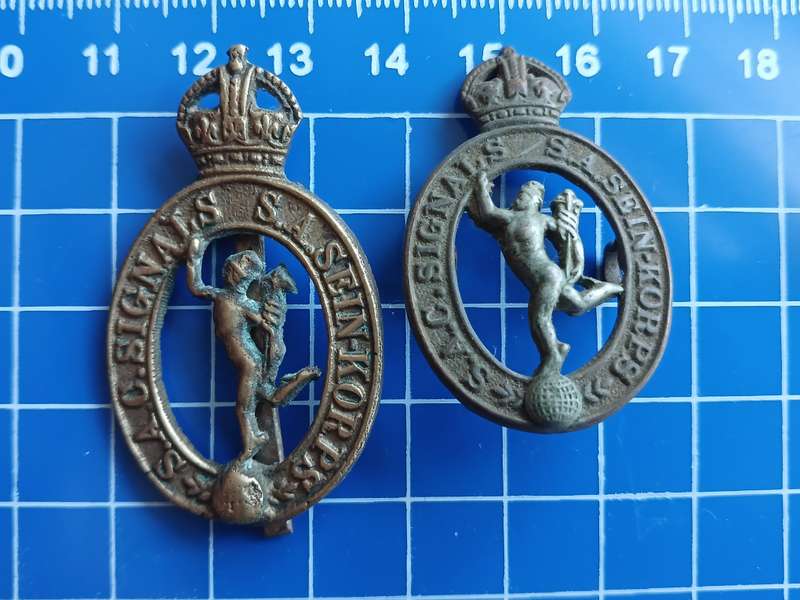 SADF - SA MILITARY SIGNALS CORPS CAP / BERET BADGES LOT