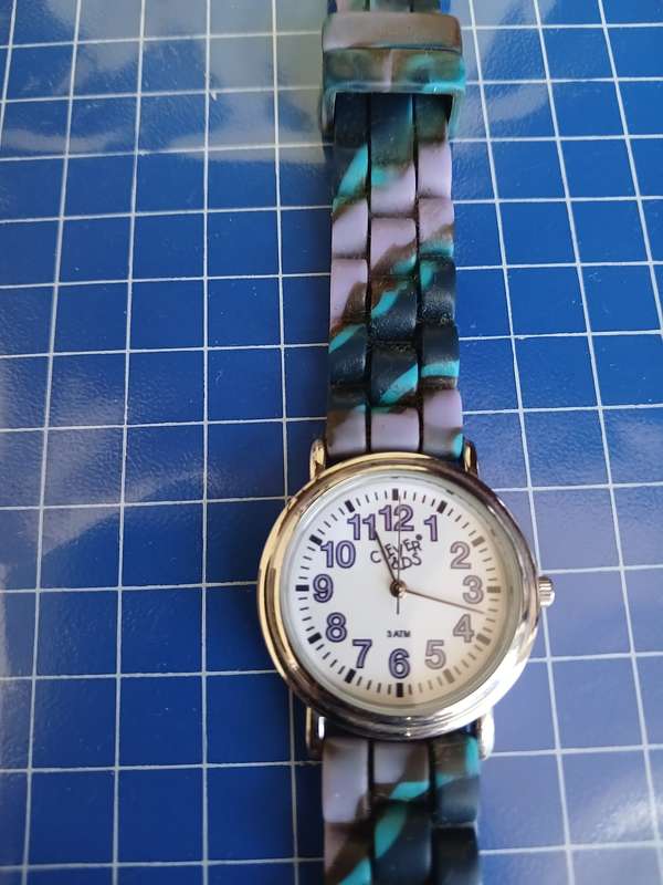 Watch Clever Kids (need battery)