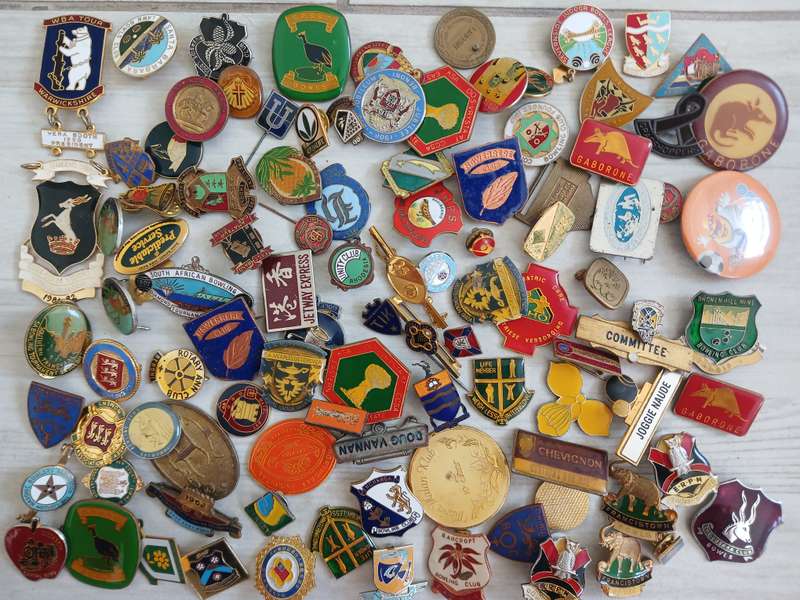 Sport Badges / Pins - Lot