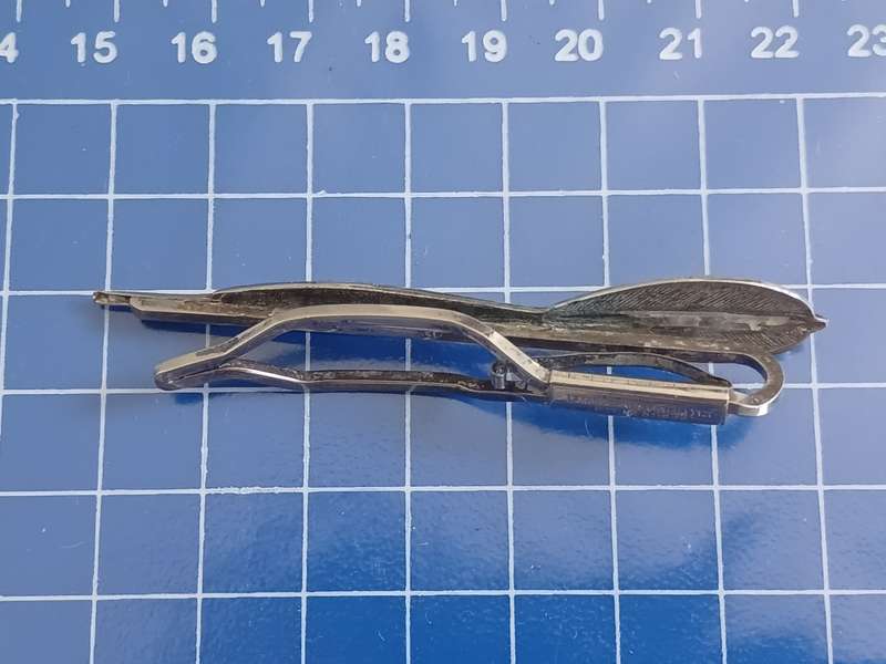 Darts Tie Clip