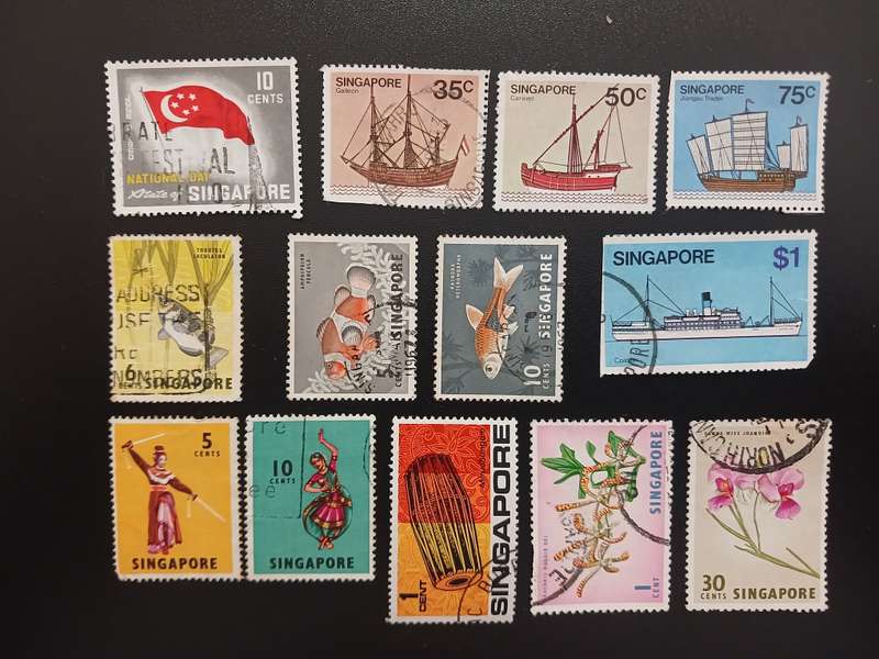 Stamps - Singapore Lot
