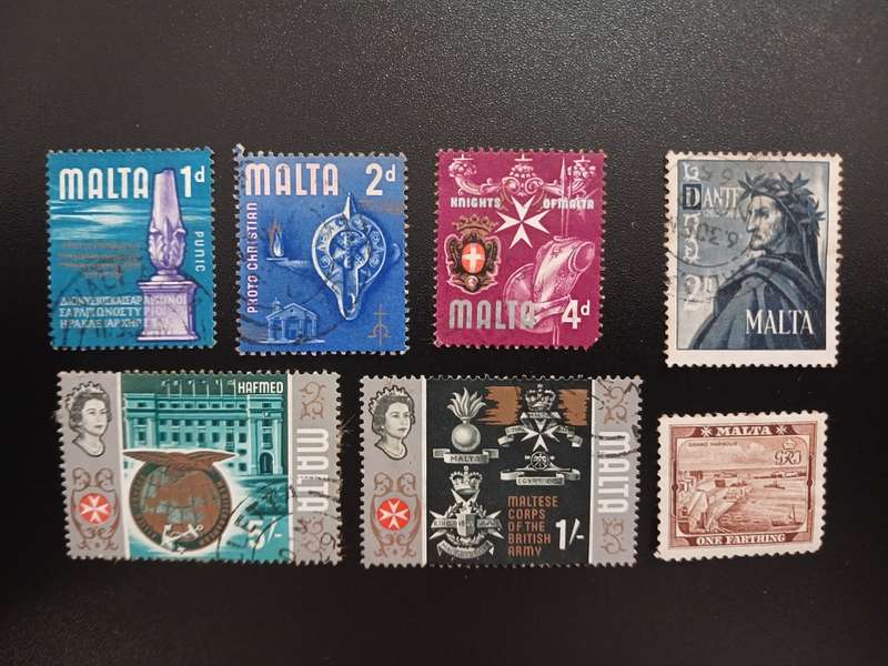 Stamps - Malta Lot