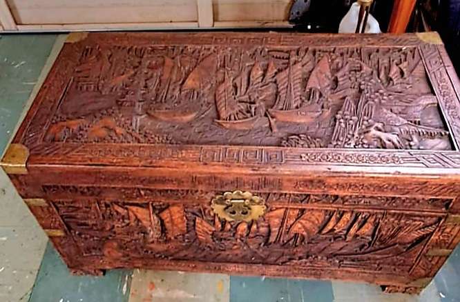 Outstanding Carved Camphor Wood Blanket Box/kist
