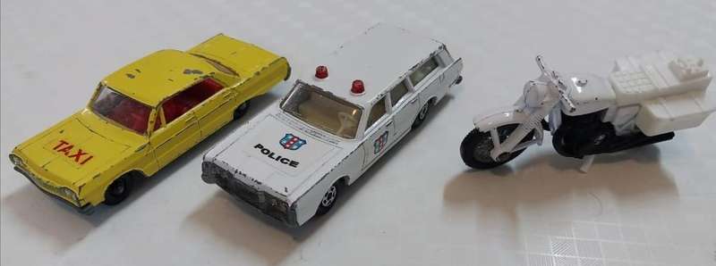 Matchbox cars x 19