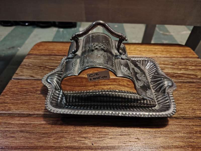 Stunning large butter/cheese dish