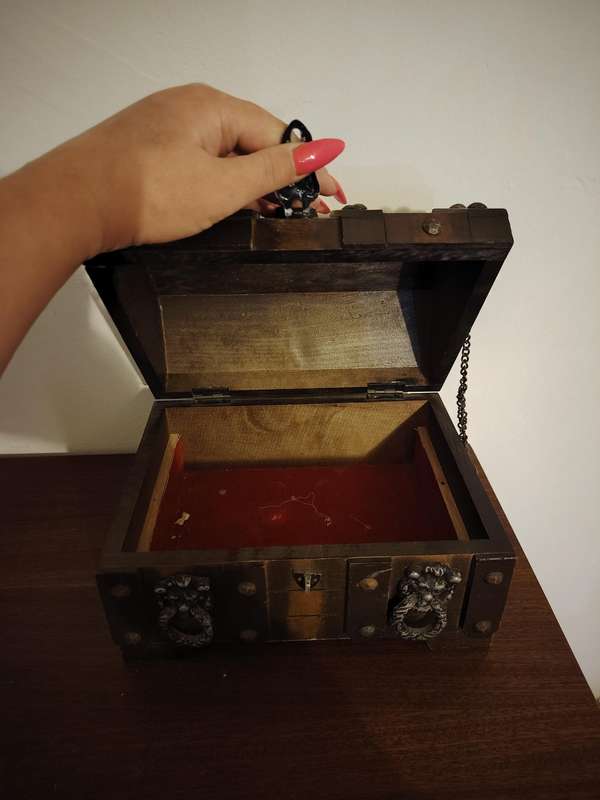 Beautiful mid century jewelry box