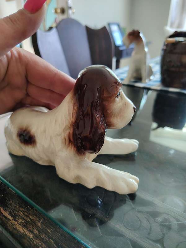 Vintage Sylvac basset hound