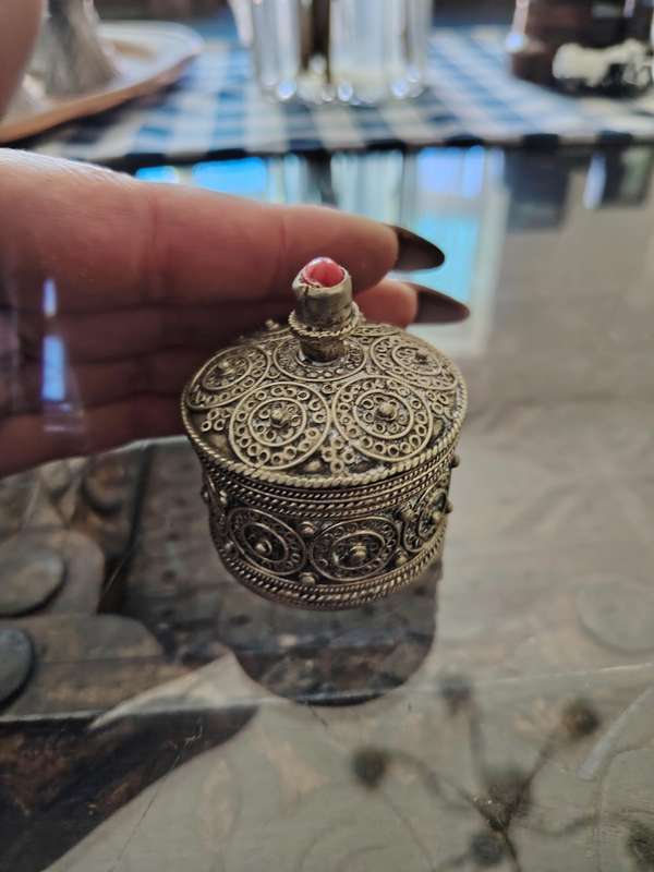 Beautiful vintage ornate trinket box