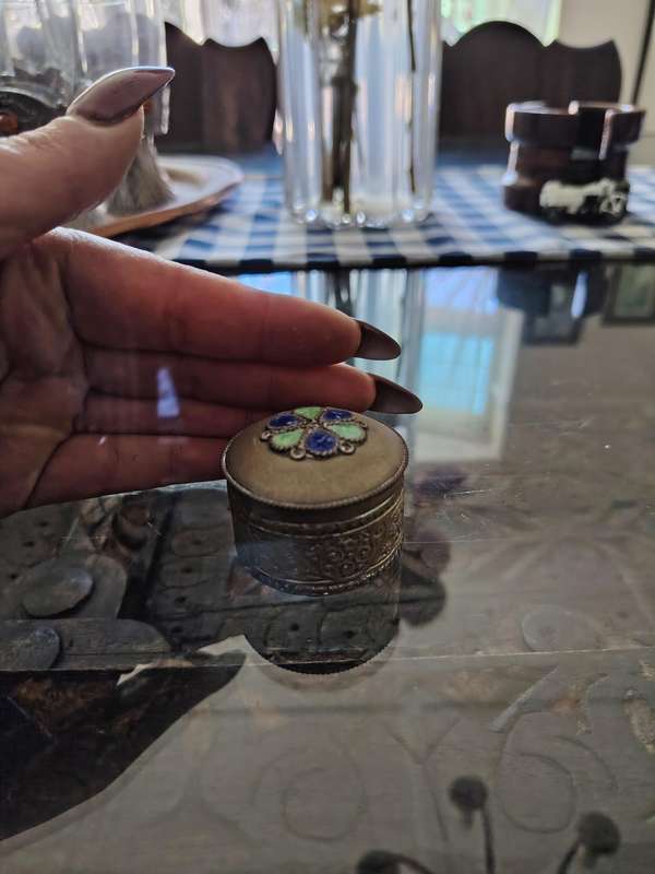 Beautiful small trinket box