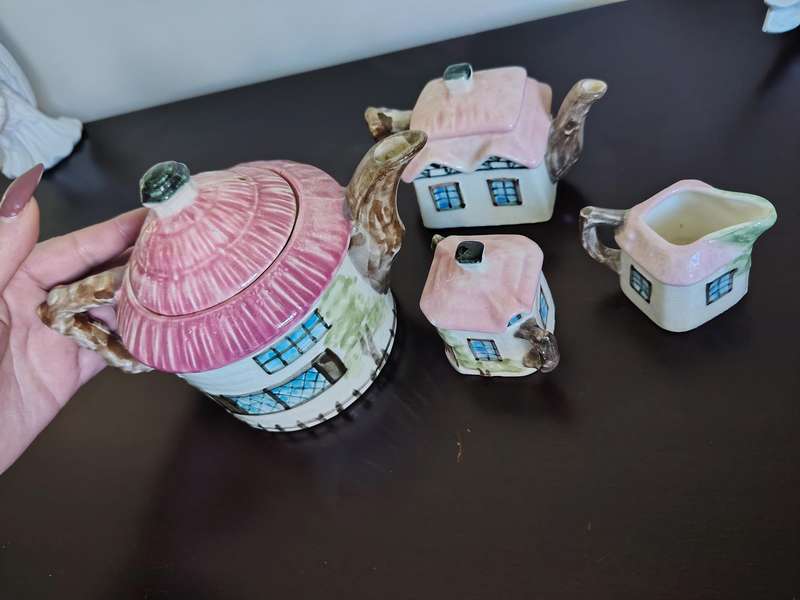 Beautiful ceramic handpainted teapots and sugar & milk jugs