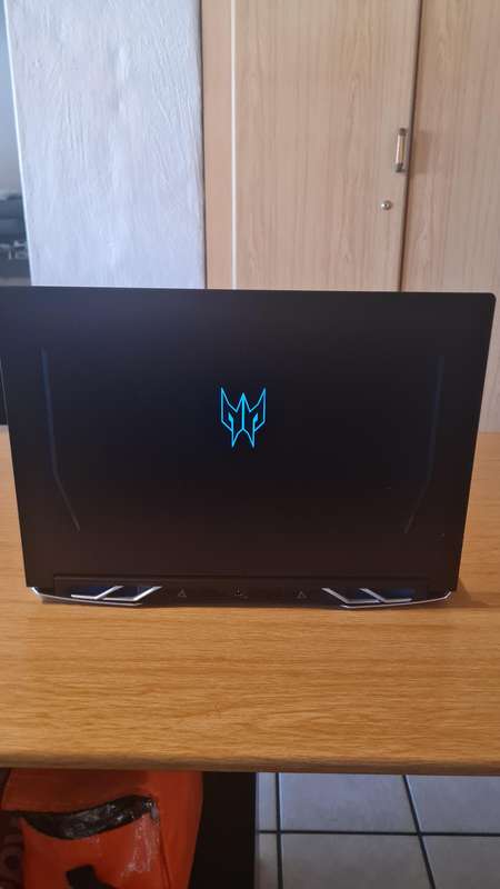 Acer predator helios 300 PH317-55-75MD 17" i7 11800h,RTX 3060 gaming laptop