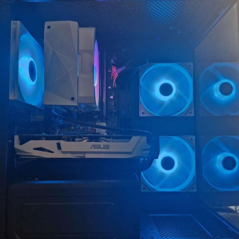 Gaming PC with ARGB, GTX1060 6Gb GPU, i5-7500 CPU, 16Gb RAM, 512Gb NvMe, Win 11 Pro