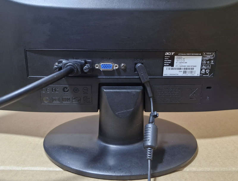 Acer 23 Inch,  HD LCD Monitor S230HL, VGA / DVI