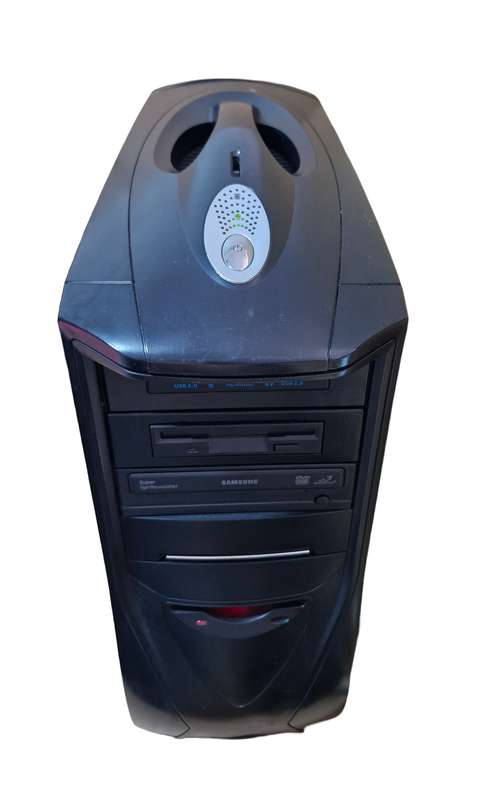 Windows 10 Desktop PC, GT220 1Gb GPU, C 2 Quad Q6600 CPU, 4Gb RAM, 256Gb SSD, DVD