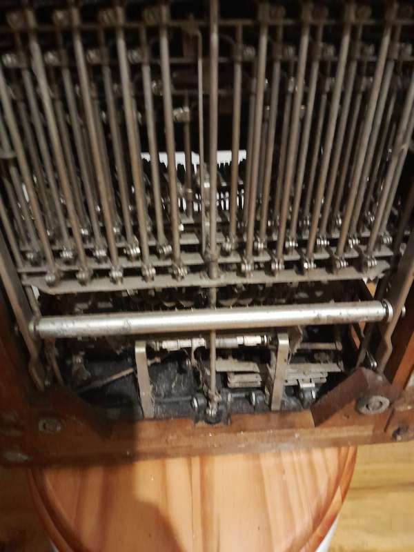 Antique Olivetti M1 Typewriter