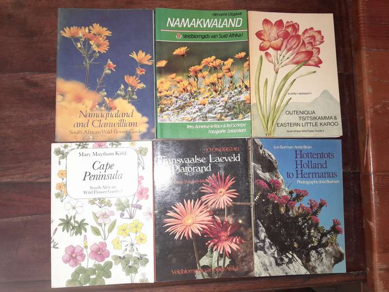 South African Wild Flower Guide - set of 12 books