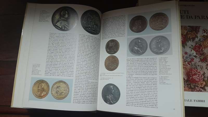 I Quaderni Dell' Antiquariato - set of 16