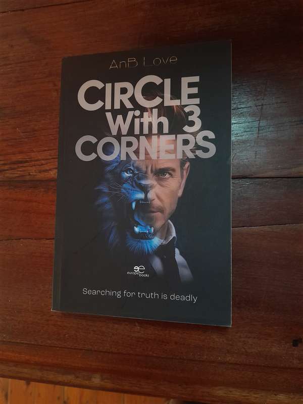 Circle with 3 corners - AnB Love (signed)