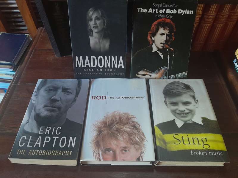Pop music books - set of 12 books