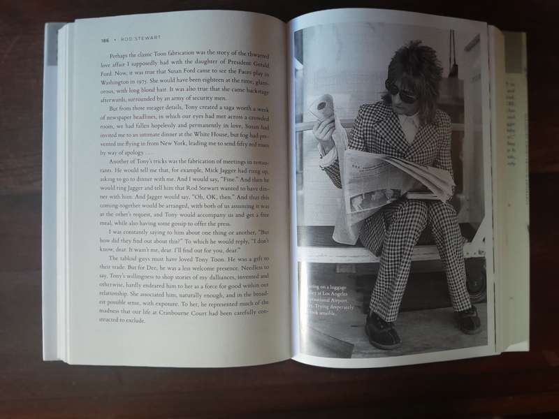 Pop music books - set of 12 books