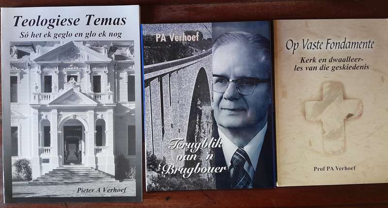 Prof. PA Verhoef - stel van 3 boeke