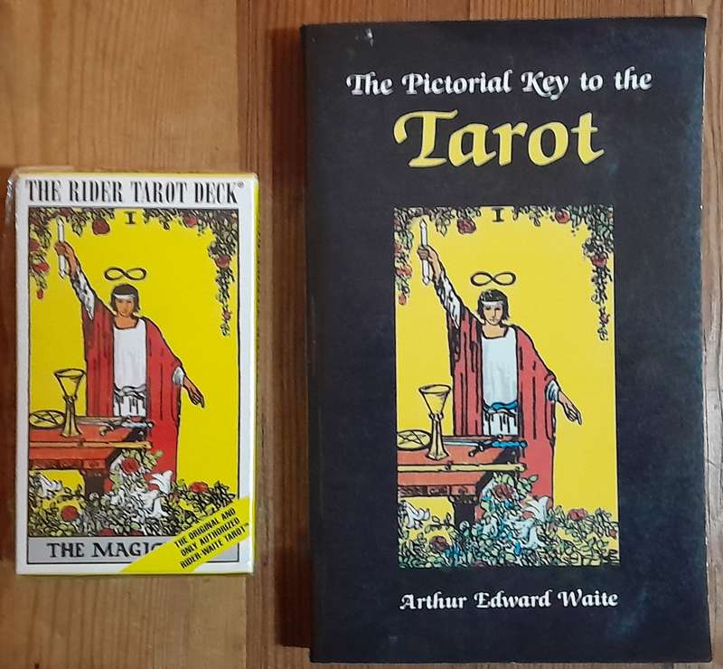 The Rider Tarot Deck (new) - includes book (secondhand)