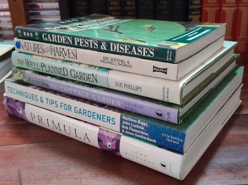 Assorted Gardening Books - set of 6