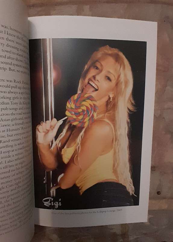 GiGi - Nipple Caps & G-strings (signed)