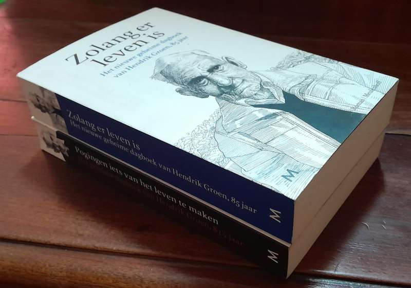 Zolang er lewen is - set of 2 books by Hendrik Groen