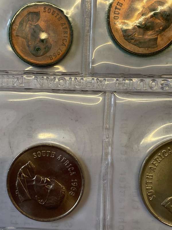 1968 SA Mint Pack  - MISSING R1