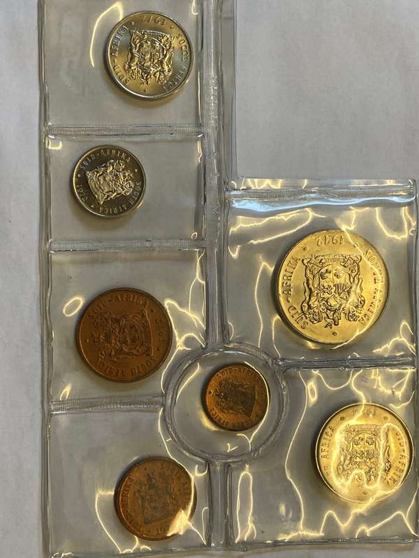 1972 South Africa (UNC)Mint Pack - MISSING R1 (1/2c to 50c)