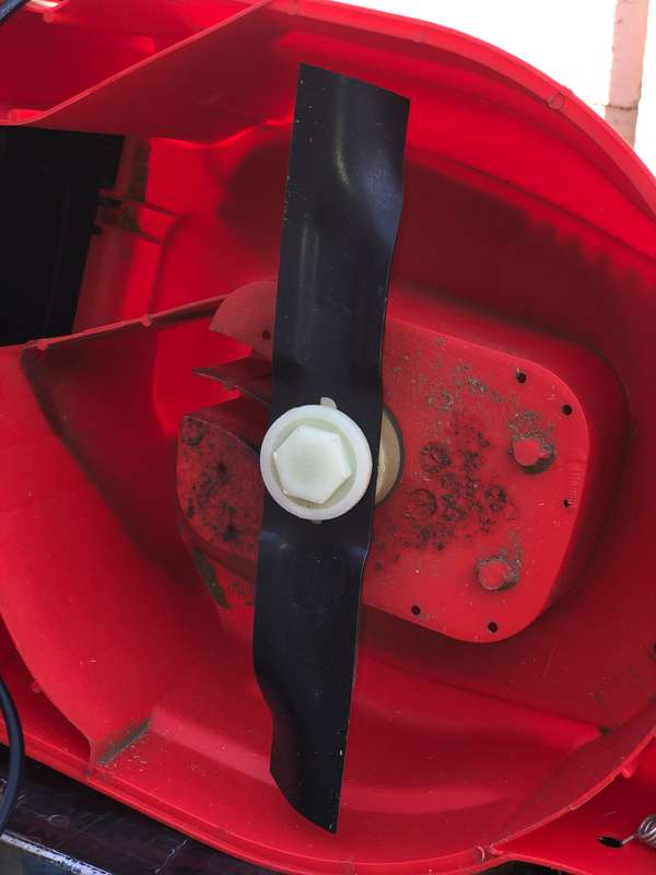 Casals Lawnmower Electric Plastic Red 300Mm 1000W (Pls Read)