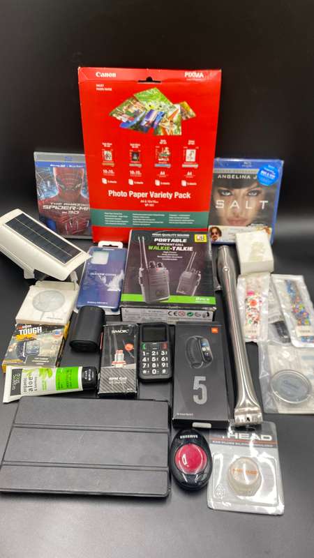 Lots Of Gadgets Goodies and more!!!