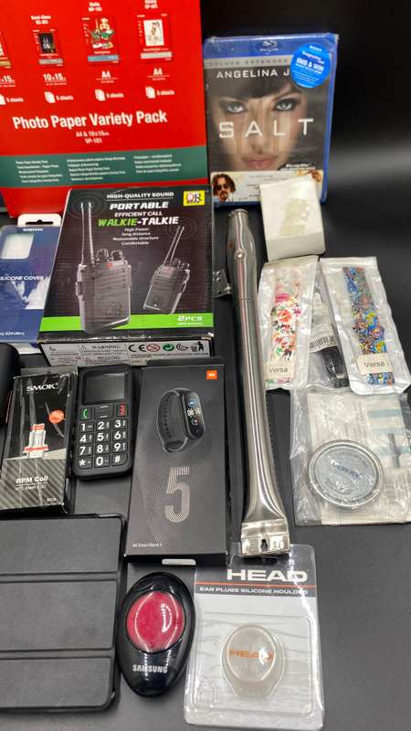 Lots Of Gadgets Goodies and more!!!