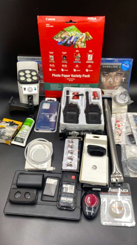 Lots Of Gadgets Goodies and more!!!