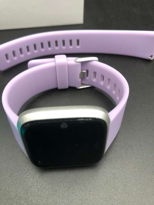 Fitbit Versa Lite Edition Smartwatch