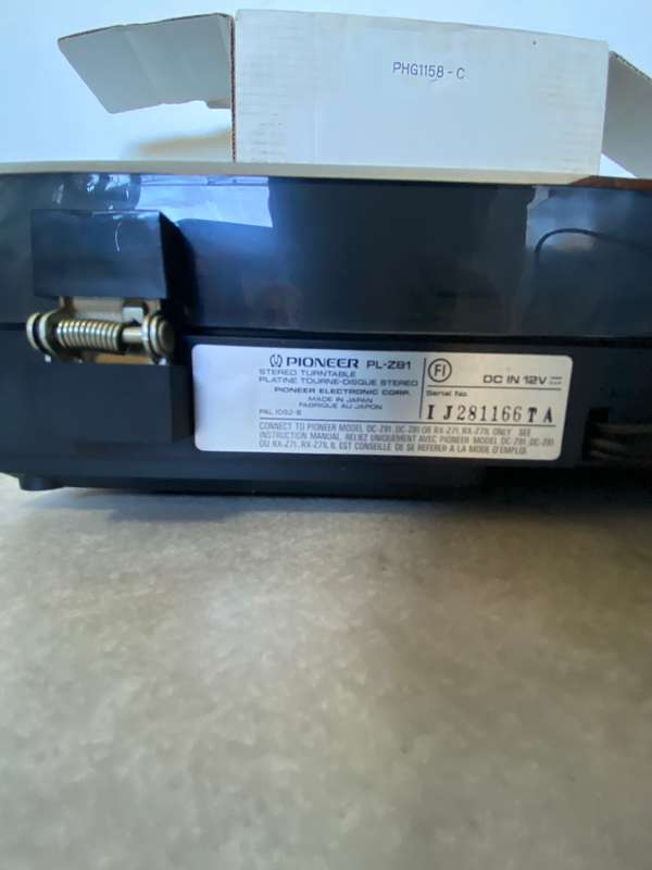 Pioneer Auto-Return Stereo Turntable PL-Z81