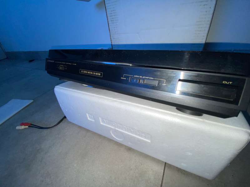 Pioneer Auto-Return Stereo Turntable PL-Z81