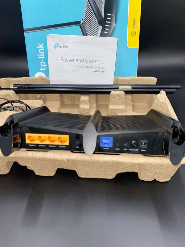 TP-LINK TL-WR841HP 300Mbps High Power Wireless N Router
