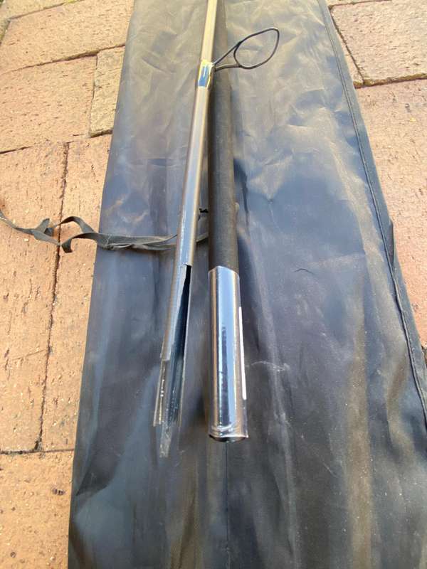Daiwa Black Widow G50 10' 2pc 3LB Rod (Defective)