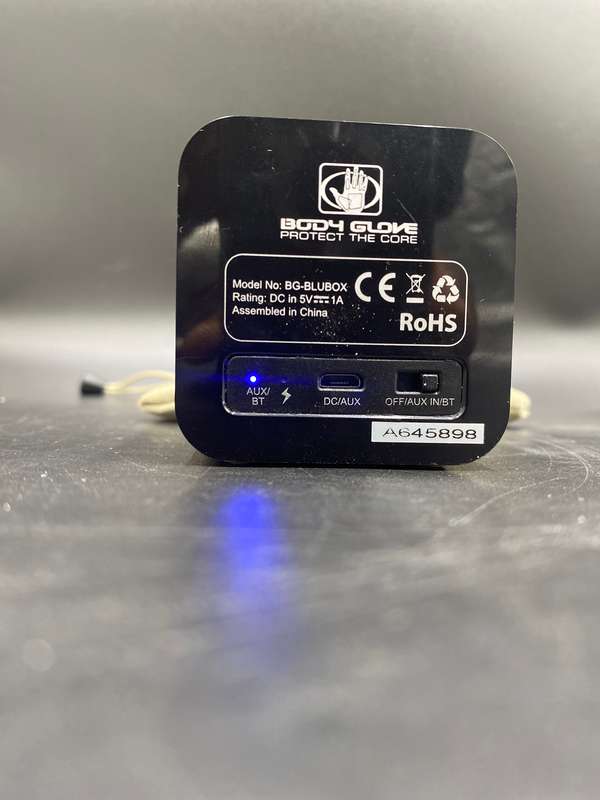 Body Glove (body glove bg-blubox) Mini Cube Speaker