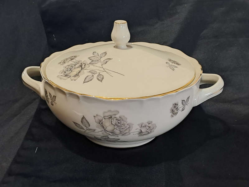 RARE vintage Richard Ginori lidded bowl with vintage grey rose pattern