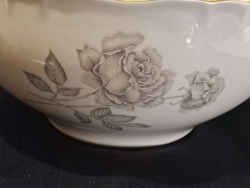 RARE vintage Richard Ginori lidded bowl with vintage grey rose pattern