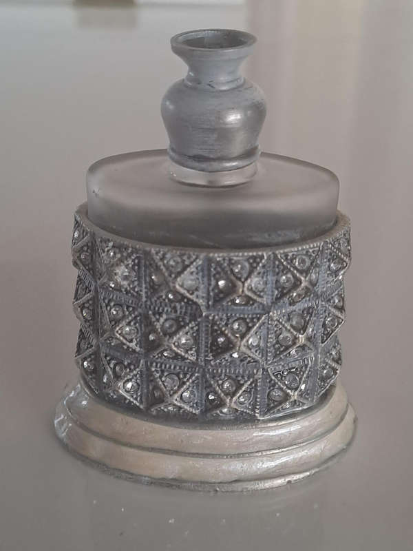 Metal and glass vintage perfume bottle, 8cm tall and silverplated cigarette case