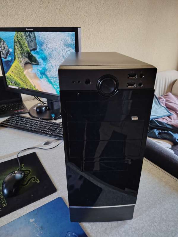 i5 8th Gen, 500Gb ssd drive, 8Gb Ram. Home or Business Pc, Windows 10 Pro Installed and Activated.