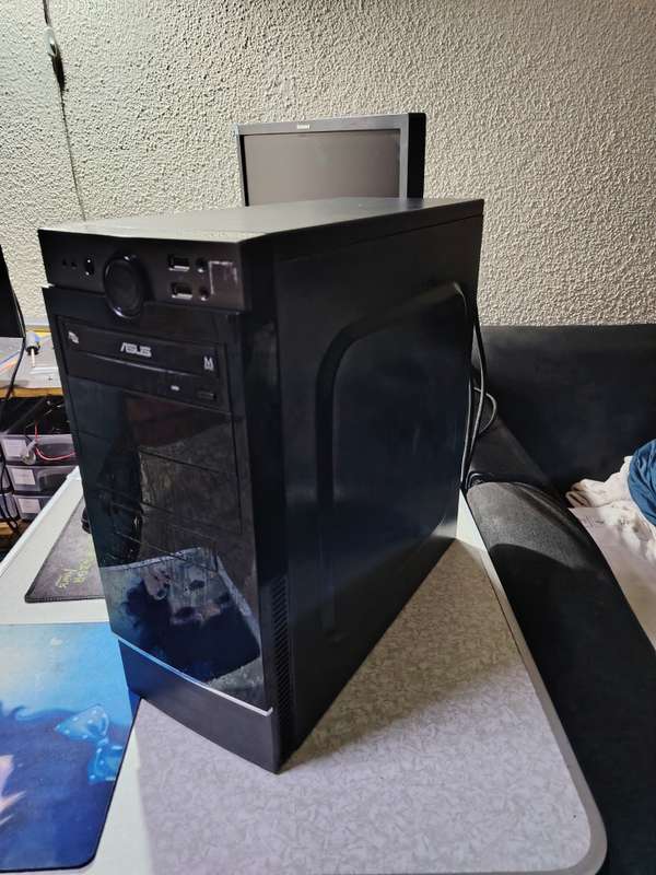 Celeron 10th Gen with Nvme. Home or Business Pc, Windows 10 Pro Installed and Activated.