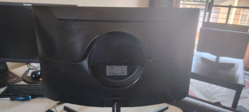 Samsung Odyssey G5. 165Hz 32" Curved Monitor (ls32ag550eaxxa) PSU Working Perfectly. Screen Broken.